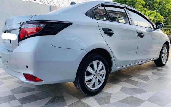 Silver Toyota Vios 2015 for sale in Santiago