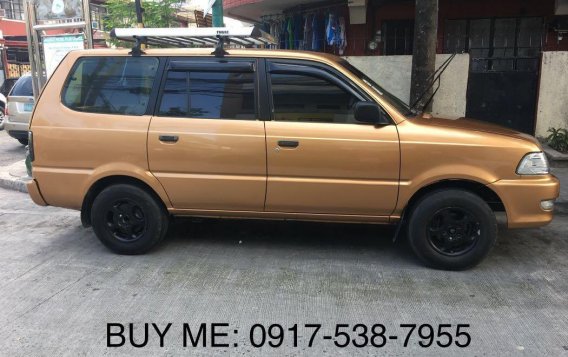 Selling Brown Toyota Revo 2004 in Makati-8
