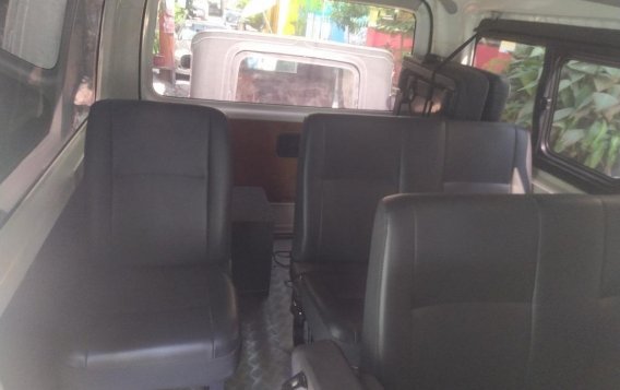 White Toyota Hiace 2015 for sale in Caloocan-4
