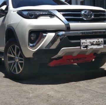 Pearl White Toyota Fortuner 2016 for sale in Valenzuela