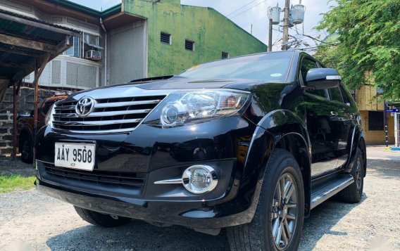 Sell Black 2015 Toyota Fortuner in Mandaluyong-2