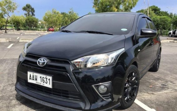 Selling Black Toyota Yaris 2014 Hatchback in Manila-2
