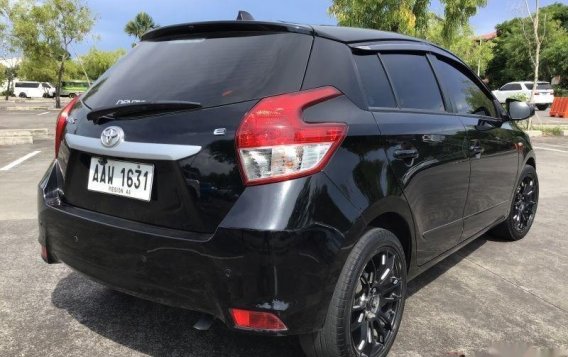 Selling Black Toyota Yaris 2014 Hatchback in Manila-3