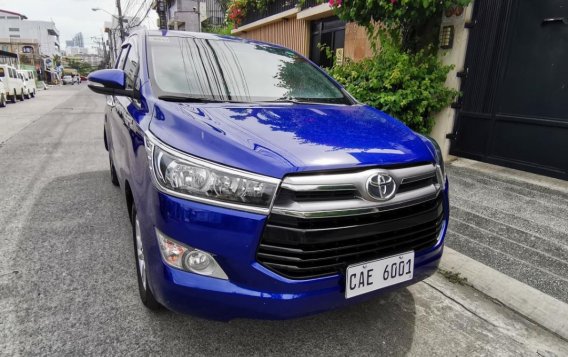 Selling Blue Toyota Innova 2017 in Mandaluyong-4