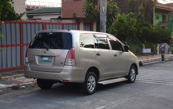 Sell Silver Toyota Innova in Quezon City-2