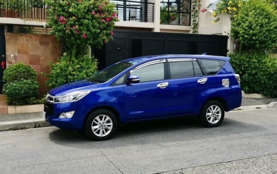 Selling Blue Toyota Innova 2017 in Mandaluyong-1