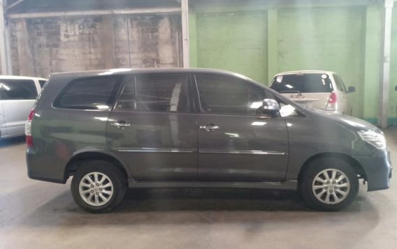 Selling Brown Toyota Innova 2018 in Manila-4