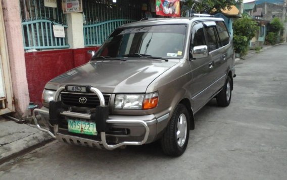 Grey Toyota Revo for sale in Cabuyao 