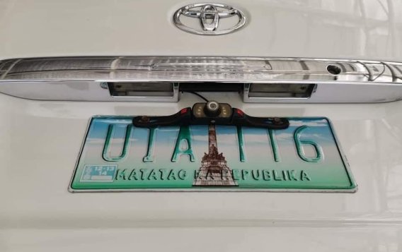 Sell White Toyota Hiace Super Grandia 2012 in Las Piñas-2