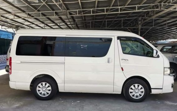 Sell White Toyota Hiace Super Grandia 2012 in Las Piñas-3