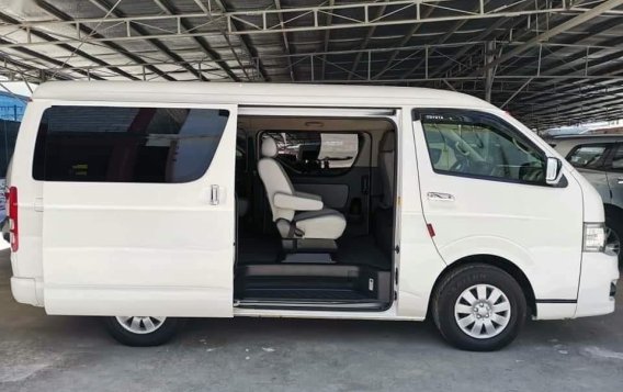 Sell White Toyota Hiace Super Grandia 2012 in Las Piñas-4