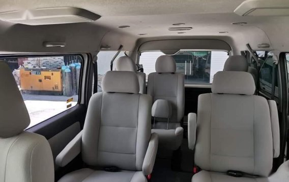 Sell White Toyota Hiace Super Grandia 2012 in Las Piñas-8