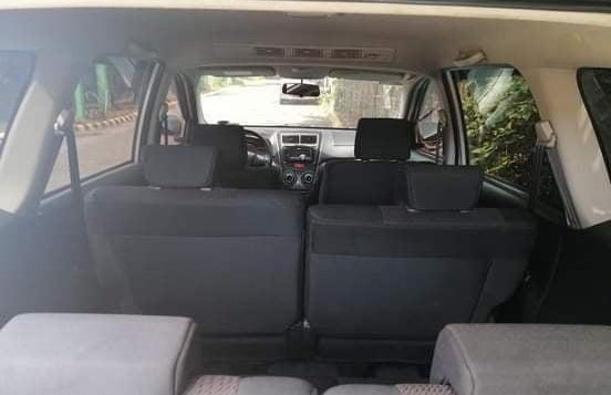 Silver Toyota Avanza for sale in Caloocan-9