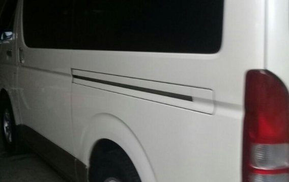 White Toyota Hiace Super Grandia for sale in Quezon -3