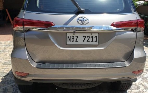Silver Toyota Fortuner for sale in Manila-4
