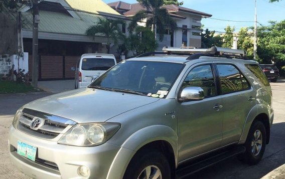 Sell Silver 2005 Toyota Fortuner in Manila-3