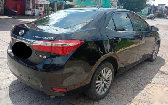 Sell Black 2015 Toyota Corolla Altis in Quezon City-1