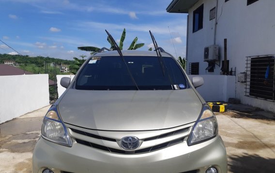 Selling Gold Toyota Avanza 2013 Van in Cavite City-2
