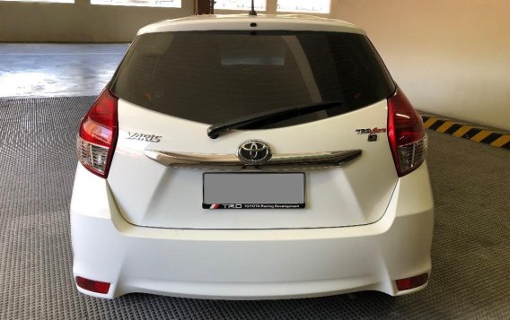 White Toyota Yaris 2017 for sale in Manila-3