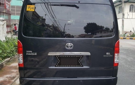 Sell Black 2018 Toyota Hiace Super Grandia in Quezon City-6