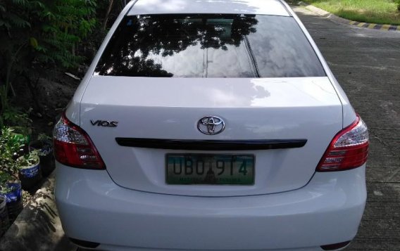 Sell White Toyota Vios in Biñan-3