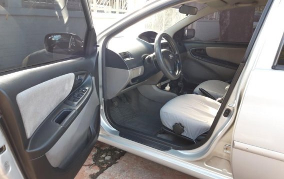 Silver Toyota Vios for sale in Quezon City-1