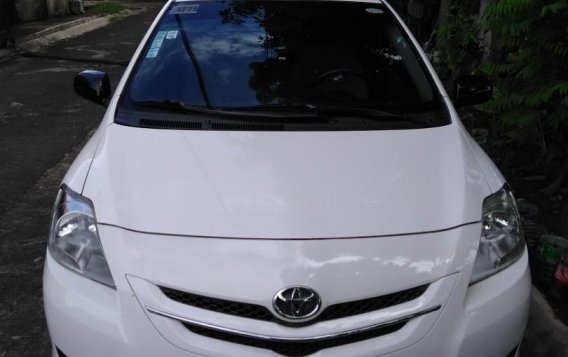 Sell White Toyota Vios in Biñan-1