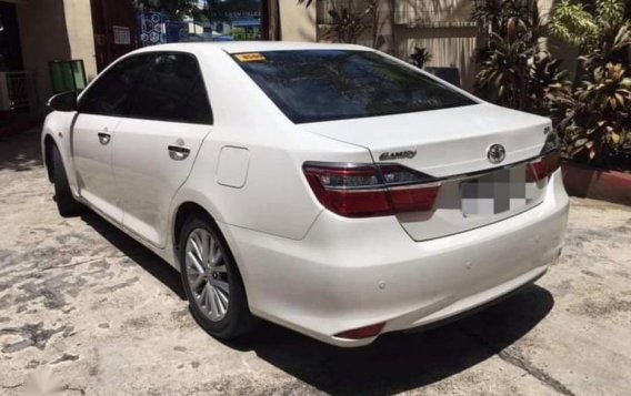 Pearl White Toyota Camry for sale in Parañaque-9