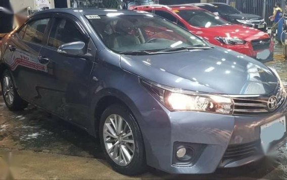 Sell Grey Toyota Corolla Altis 2015 in Quezon City-8