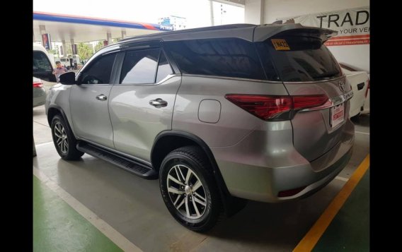 Grey Toyota Fortuner 2017 SUV for sale in Manila-2