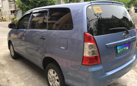 Blue Toyota Innova 2013 for sale in Cainta-9