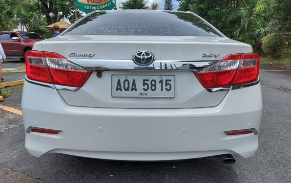 Sell Pearl White 2015 Toyota Camry in Muntinlupa-3