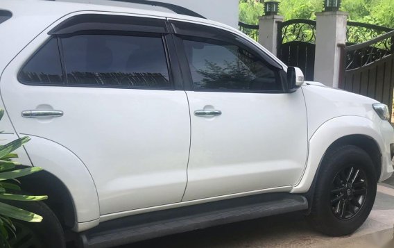 Pearl White Toyota Fortuner for sale in Manila-5