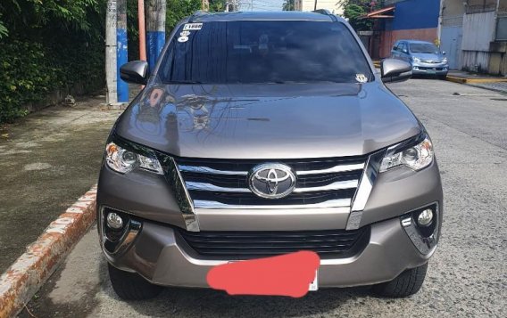 Grey Toyota Fortuner for sale in Manila-2