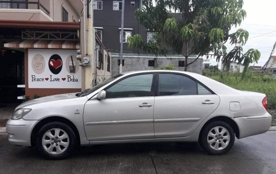 Pearl White Toyota Camry for sale in Pasay-1