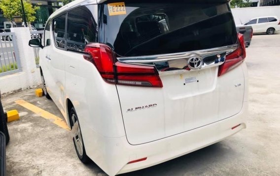 White Toyota Alphard for sale in Manila-7