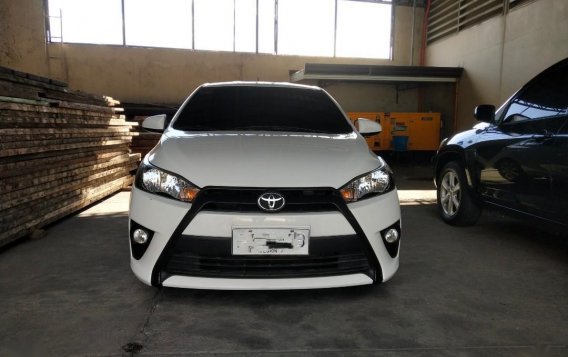 White Toyota Yaris 2015 for sale in Cebu City