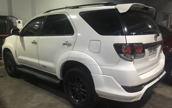 Pearl White Toyota Fortuner 2014 for sale in Manila