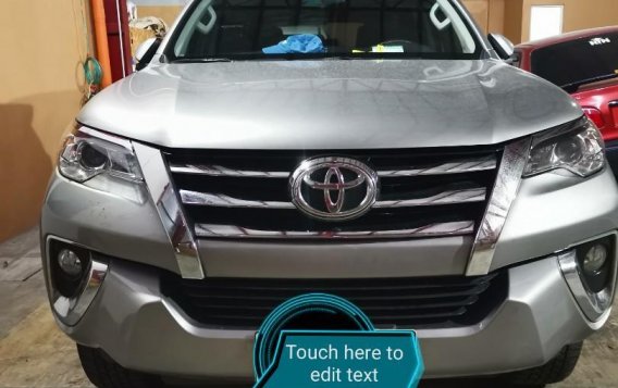 Selling Silver Toyota Fortuner 2018 in Manila-1