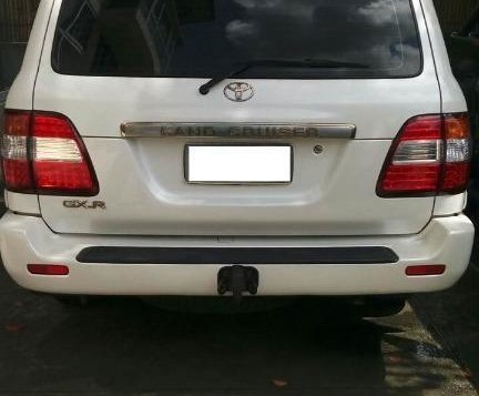 Sell White Toyota Land Cruiser in Quezon City-6