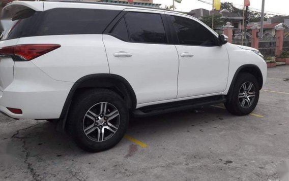 White Toyota Fortuner 2017 for sale in Malolos-2