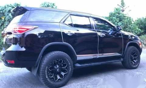 Selling Black Toyota Fortuner 2018 SUV / MPV in Manila-5