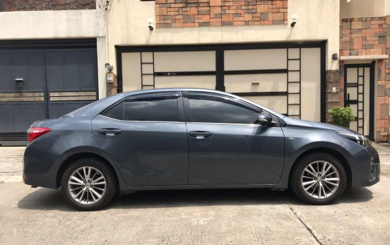 Grey Toyota Corolla Altis 2016 for sale in Quezon City-8