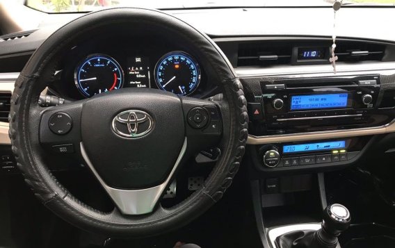 Grey Toyota Corolla Altis 2016 for sale in Quezon City-6