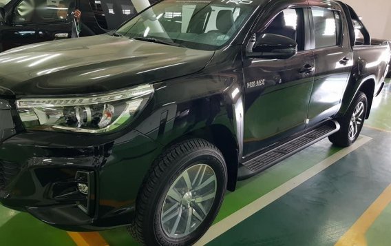 Black Toyota Hilux 2018 for sale in Manila