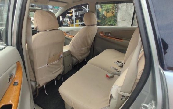 Selling Silver Toyota Innova 2009 in Quezon City-7