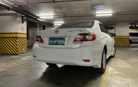 Sell White 2012 Toyota Corolla Altis in Cavite-3