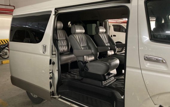 Sell White 2016 Toyota Hiace Super Grandia in Pasay-2