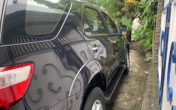 Selling Grey 2009 Toyota Fortuner in Manila-8