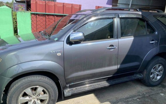 Silver 2008 Toyota Fortuner for sale in Manila-1
